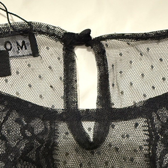 MOTEL NWT Amrita Unlined Top in Dobby Mesh Black - Picture 10 of 12